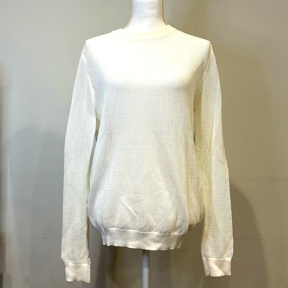 White crew neck sweater